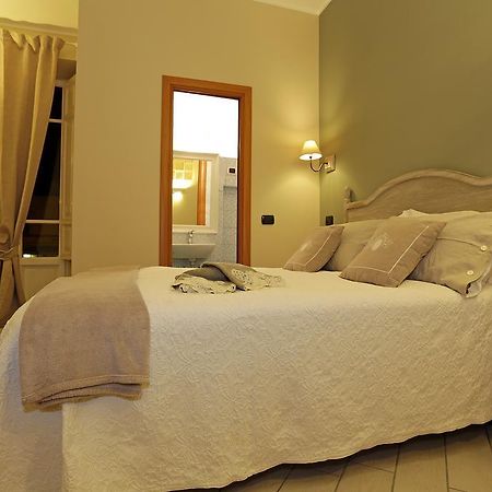 Le Stanze Di Francesco Hotel Рим Стая снимка