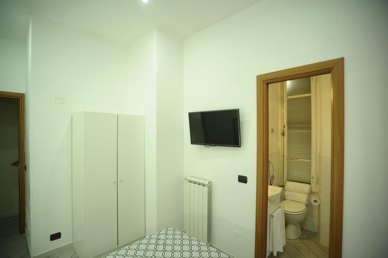 Le Stanze Di Francesco Hotel Рим Екстериор снимка